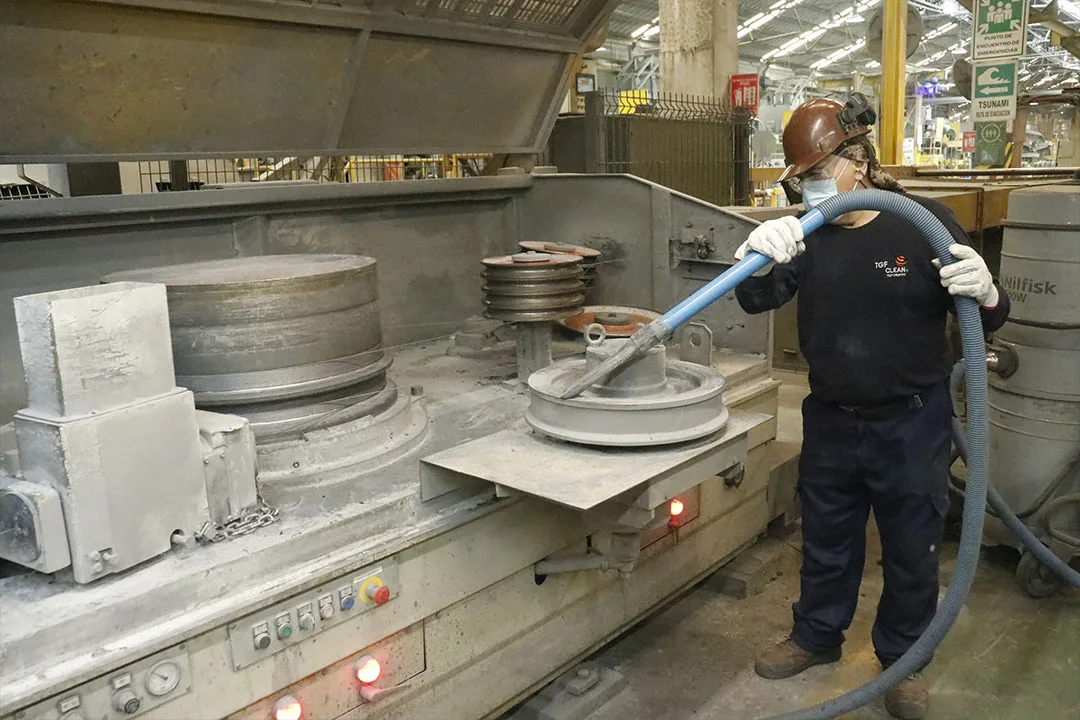 Limpieza y desinfección de espacios industriales